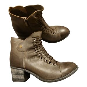 Antelope Ankle Booties Sz 38 / 8